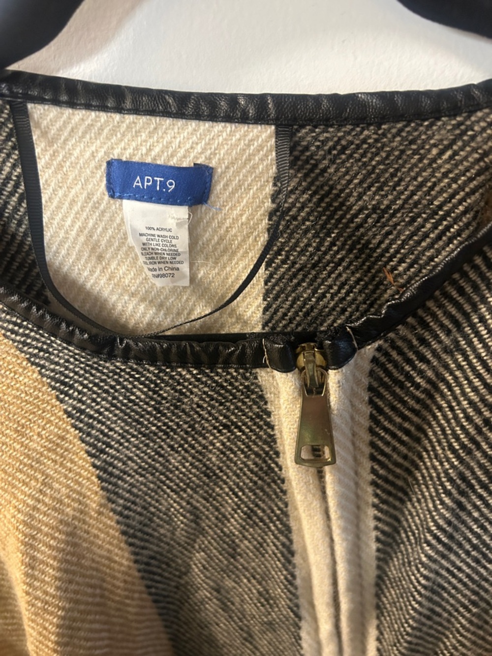 Apt. 9 Black, Cream & Tan Zip-Front Poncho - one size fits all - Picture 2 of 4